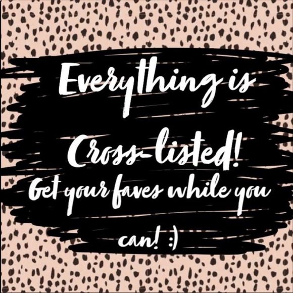 🎉Host Pick 2 times 🎉NWOT Reformation Fawcett Jeans Celtic Raw hem button fly - Picture 16 of 16